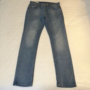 Across the Pond 32 x 32 Denim Straight Leg Men’s EUC